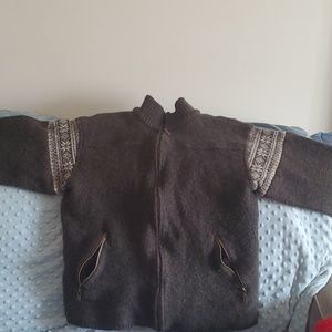 Nordic Design 100% Wool Zip Up